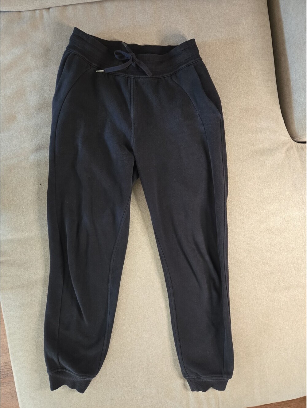 Lululemon Jogger Pants Womens 6 Black Knit Drawstring Cuffed Lounge Yoga Gym